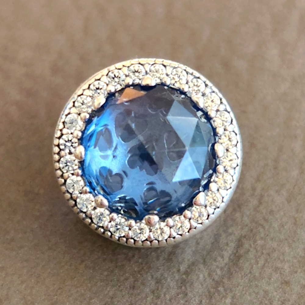 Pandora Radiant Hearts Sky Blue Charm